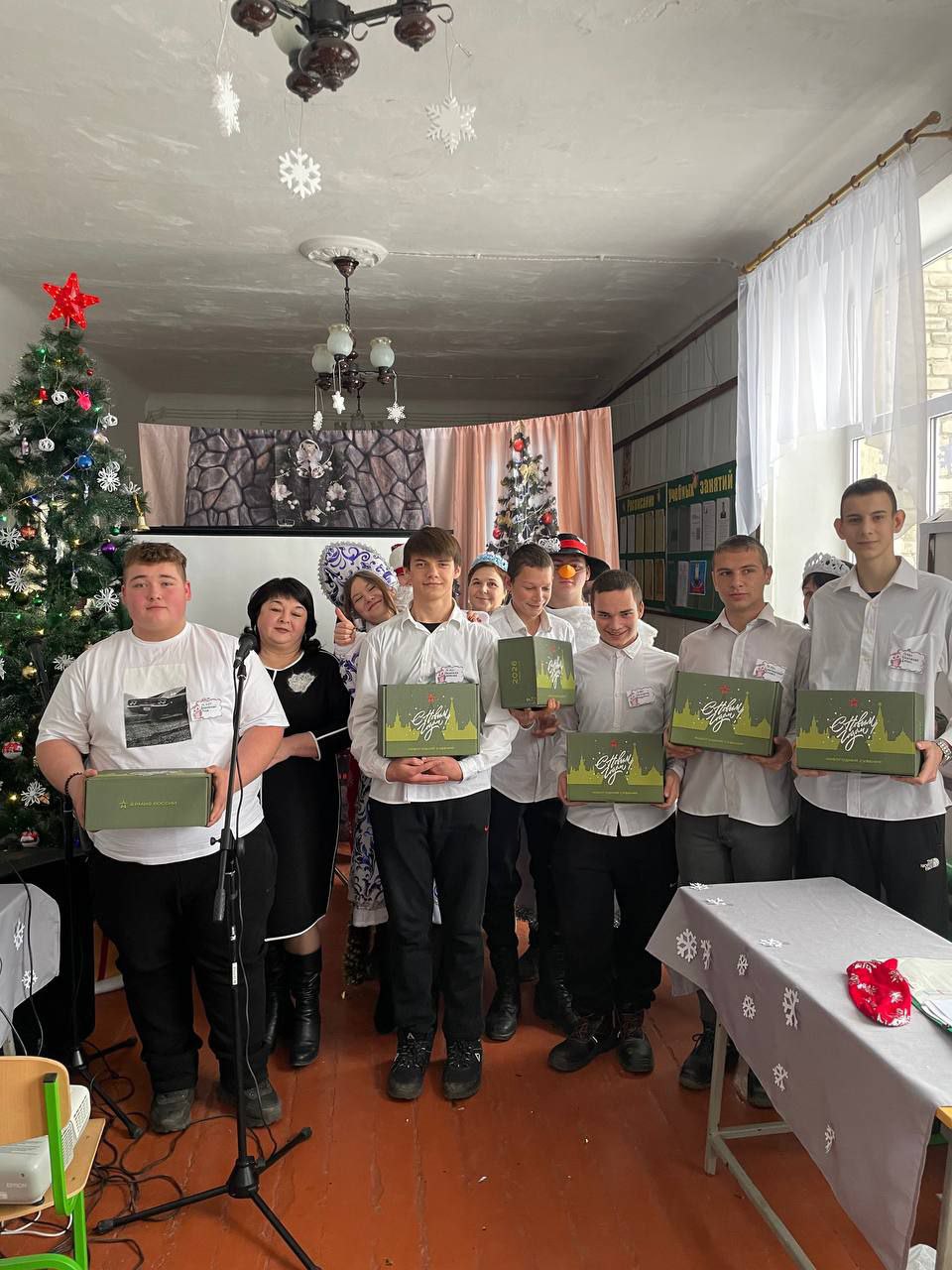 В Комиссаровском колледже прошла игра «Что? Где? Когда?» В Комиссаровском колледже прошла игра «Что? Где? Когда?»