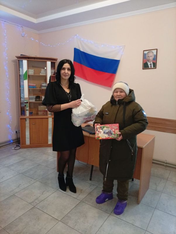 Вячеслав Третьяков: В преддверии новогодних праздников отдел по жизнеобеспечению "Новая Астрахань" Кременского МО в год Защитника Отечества сердечно поздравил семьи всех военнослужащих, принимающих участие в СВО Вячеслав Третьяков: В преддверии новогодних праздников отдел по жизнеобеспечению "Новая Астрахань" Кременского МО в год Защитника Отечества сердечно поздравил семьи всех военнослужащих, принимающих участие в СВО