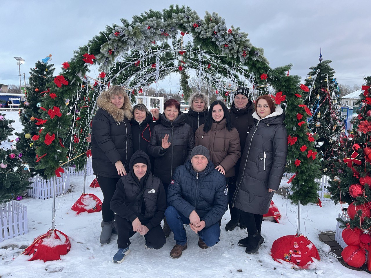 Завершая рубрику о наших работниках, мы хотим подчеркнуть, что всегда готовы быть ближе к вам Завершая рубрику о наших работниках, мы хотим подчеркнуть, что всегда готовы быть ближе к вам