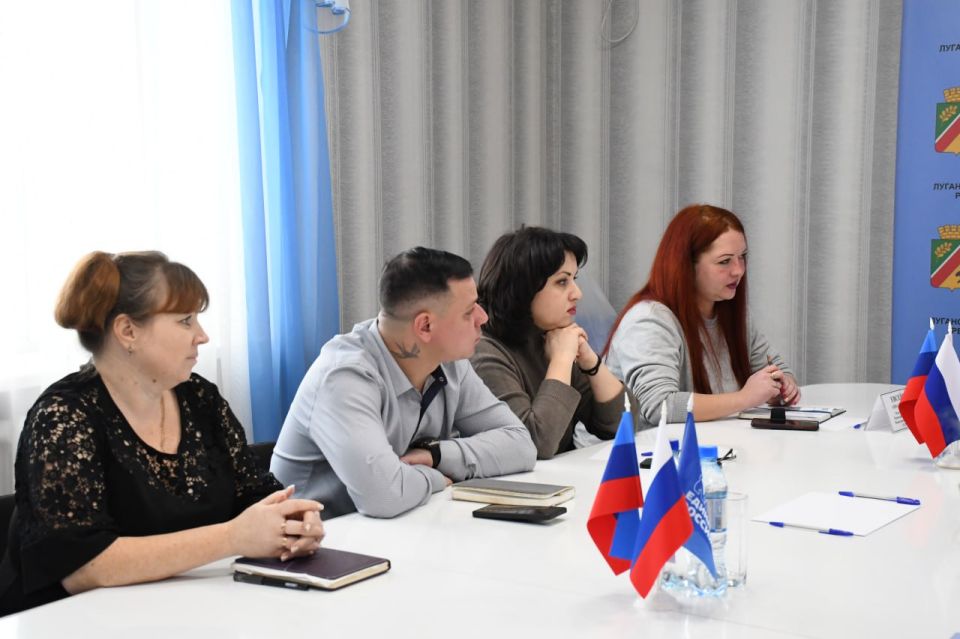 Первомайские единороссы подвели итоги работы местного отделения в 2025 году Первомайские единороссы подвели итоги работы местного отделения в 2025 году