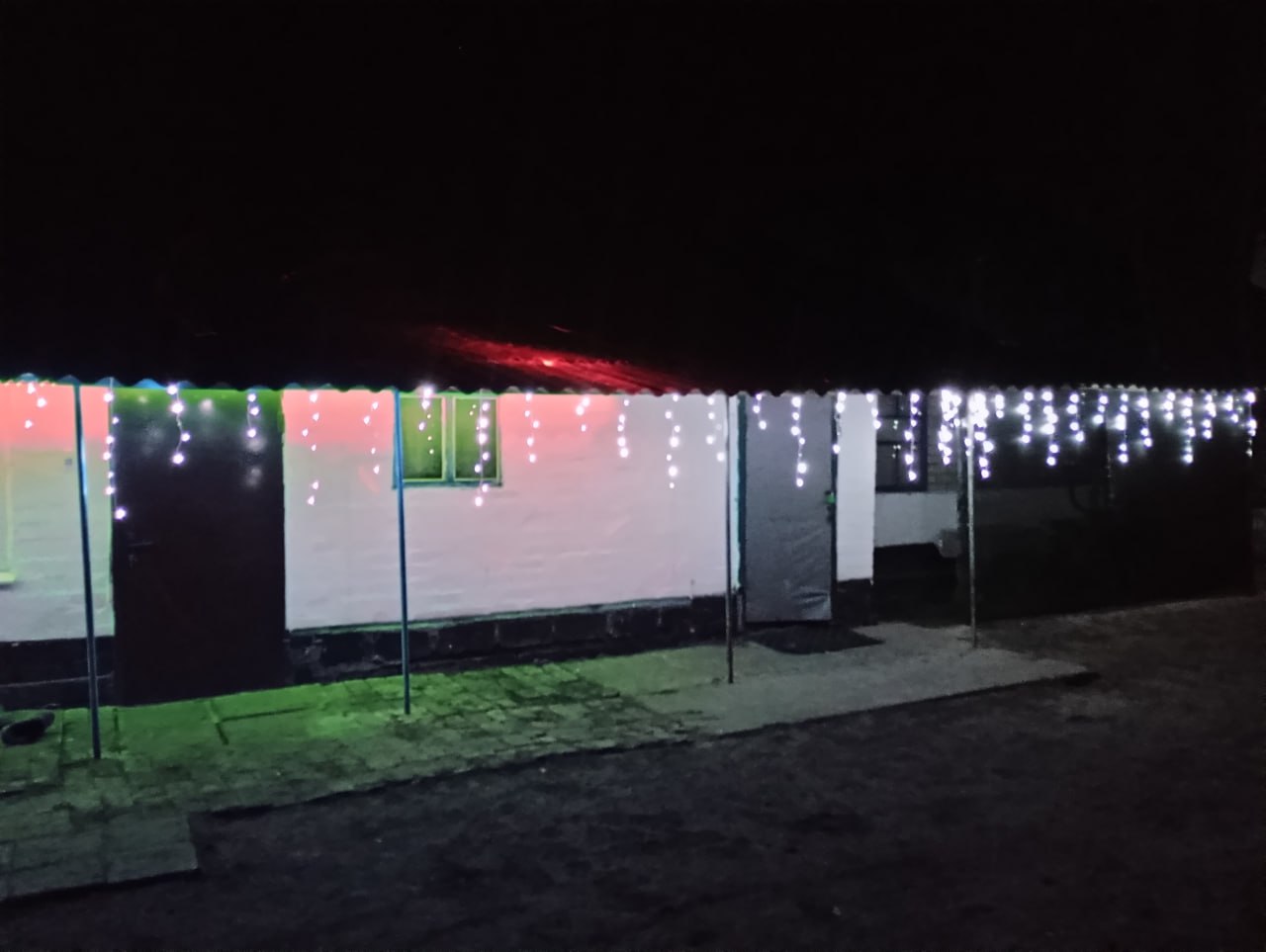 46 Лучшее новогоднее оформление фасада здания 46 Лучшее новогоднее оформление фасада здания