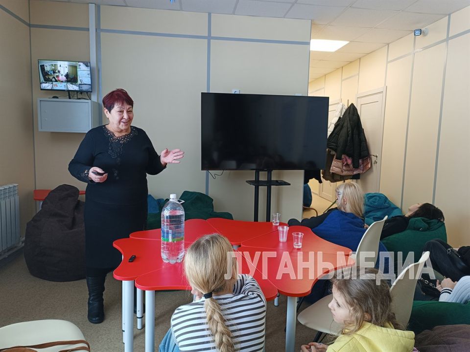 Воспитанники Краснодонского УВК «Забота» посетили Станично-Луганский детский лагерь «Казачок» Воспитанники Краснодонского УВК «Забота» посетили Станично-Луганский детский лагерь «Казачок»
