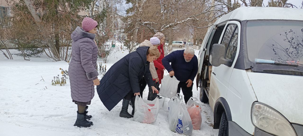 Славяносербское местное отделение «Единой России» благодарит за помощь аппарат Совета Славяносербского муниципального округа, коллективы яслей-садов «Рябинушка» и «Журавушка» поселков Родаково и Славяносербск, Зимогорьевской... Славяносербское местное отделение «Единой России» благодарит за помощь аппарат Совета Славяносербского муниципального округа, коллективы яслей-садов «Рябинушка» и «Журавушка» поселков Родаково и Славяносербск, Зимогорьевской...
