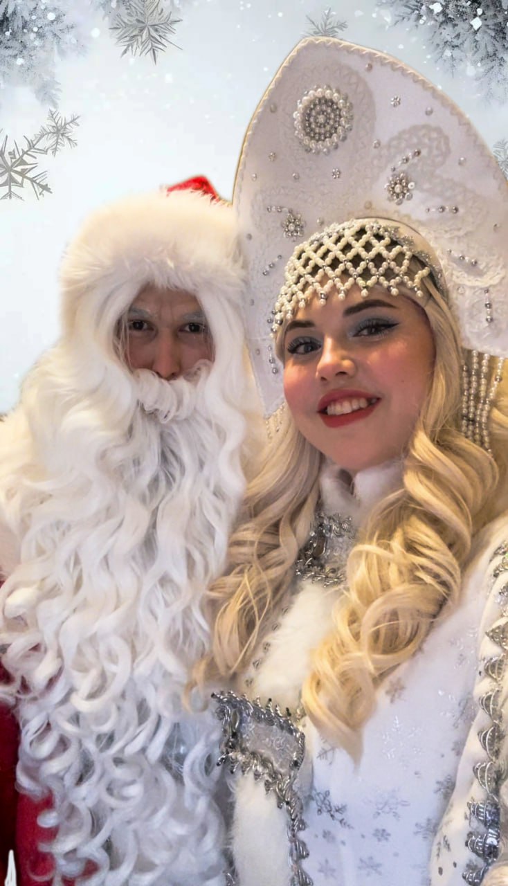 Выходила замуж за принца, а нашла Деда Мороза: Интервью Деда Мороза и Снегурочки из Луганска, которые неразлучны каждый день Выходила замуж за принца, а нашла Деда Мороза: Интервью Деда Мороза и Снегурочки из Луганска, которые неразлучны каждый день