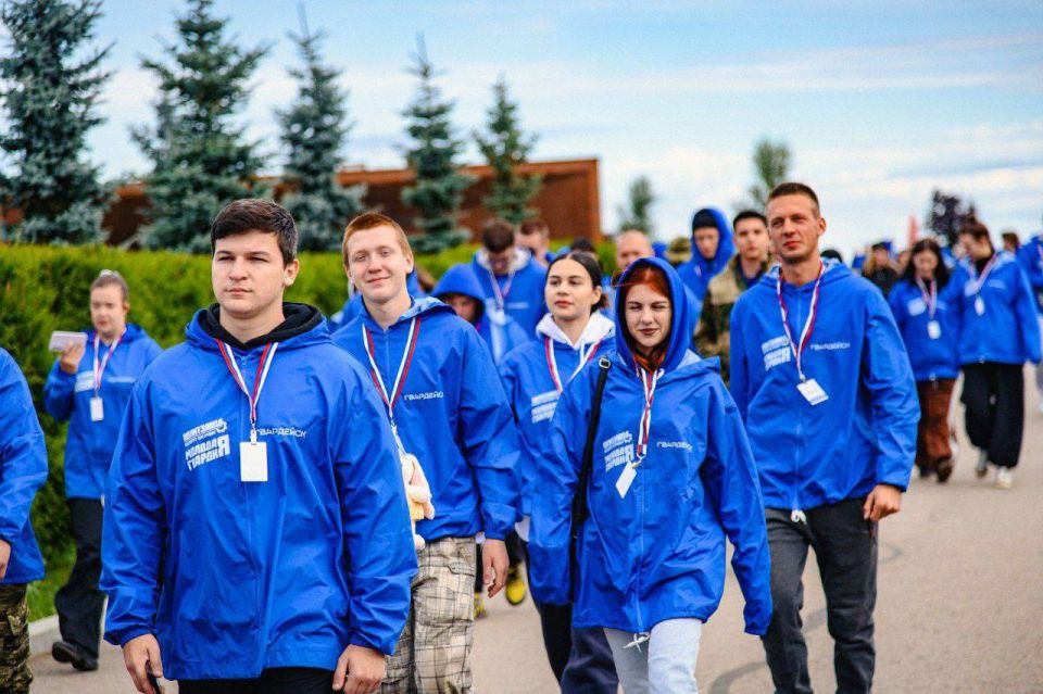 С наступающим Новым годом, друзья! С наступающим Новым годом, друзья!