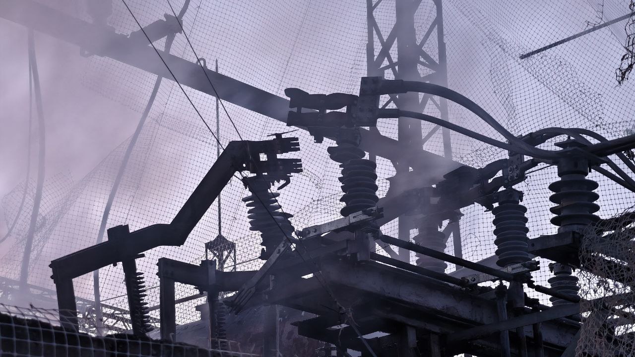 В ночь на 2 января ВСУ произвели не менее 6 атак на энергокомплекс Луганской Народной Республики В ночь на 2 января ВСУ произвели не менее 6 атак на энергокомплекс Луганской Народной Республики