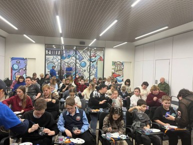 Инна Швенк: Новый год с теплотой и радостью от волонтеров Корги Отряда «Маруся и друзья»