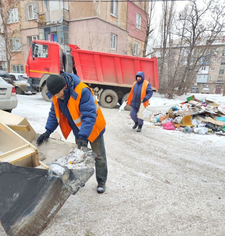 Коммунальные службы города в период новогодних каникул продолжают работать в штатном режиме Коммунальные службы города в период новогодних каникул продолжают работать в штатном режиме