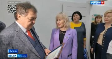 Инна Швенк: Настоящий волшебник!. В преддверии нового 2026 года Российский Детский Фонд оказал неоценимую помощь образовательным учреждениям Луганской Народной Республики