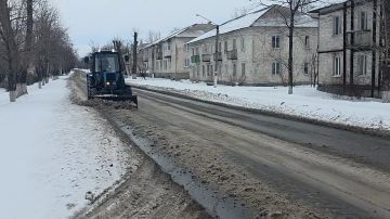 Андрей Рубанцов: Коммунальные службы городского округа продолжают трудиться на автомобильных дорогах города