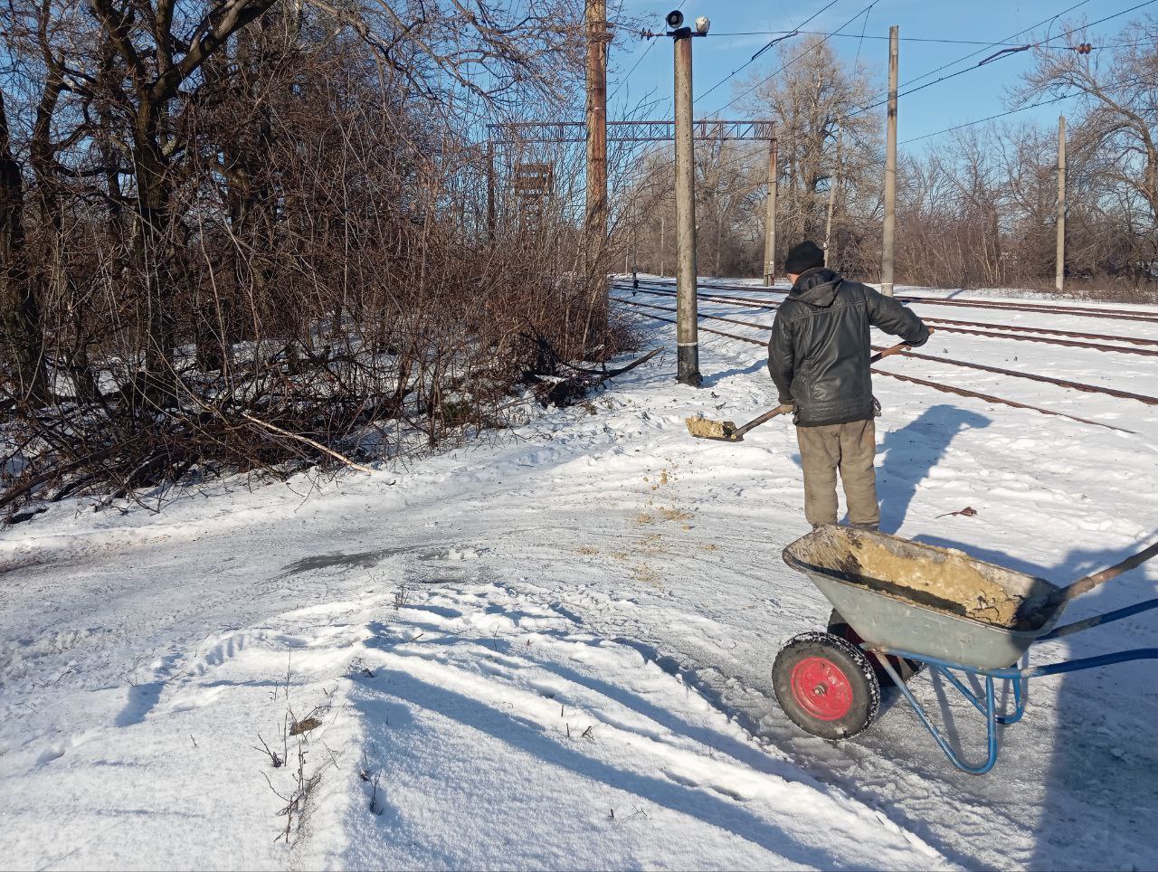 Обеспечение безопасности дорожного движения в пгт Новодарьевка! Обеспечение безопасности дорожного движения в пгт Новодарьевка!