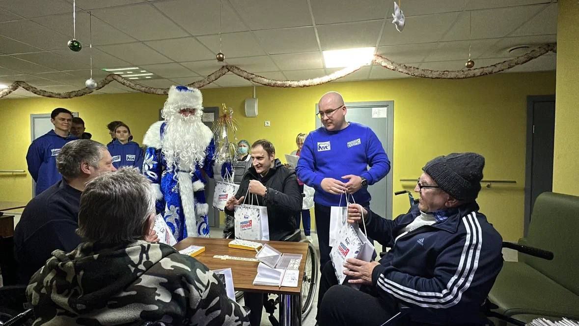 Анна Кузнецова: Более 1000 подарков от нашего Гумштаба передали ребятам из воссоединённых регионов, а также гумгуманитарные грузы Анна Кузнецова: Более 1000 подарков от нашего Гумштаба передали ребятам из воссоединённых регионов, а также гумгуманитарные грузы