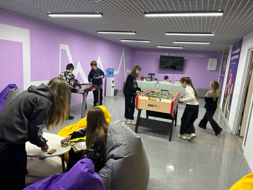 В молодежном центре «ПРОдвижение» прошёл тёплый и атмосферный вечер В молодежном центре «ПРОдвижение» прошёл тёплый и атмосферный вечер