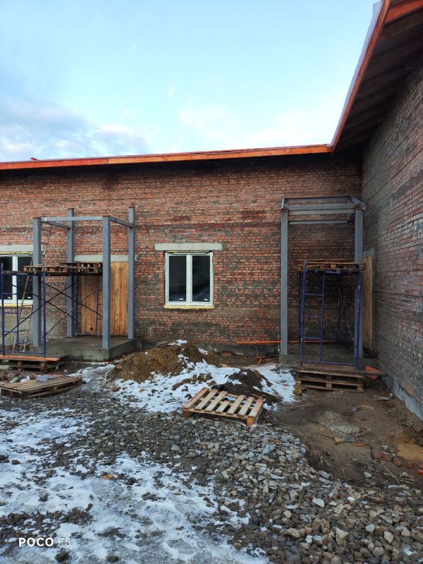 На территории Краснодонской центральной городской многопрофильной больницы продолжаются активные строительные работы патологоанатомического отделения На территории Краснодонской центральной городской многопрофильной больницы продолжаются активные строительные работы патологоанатомического отделения