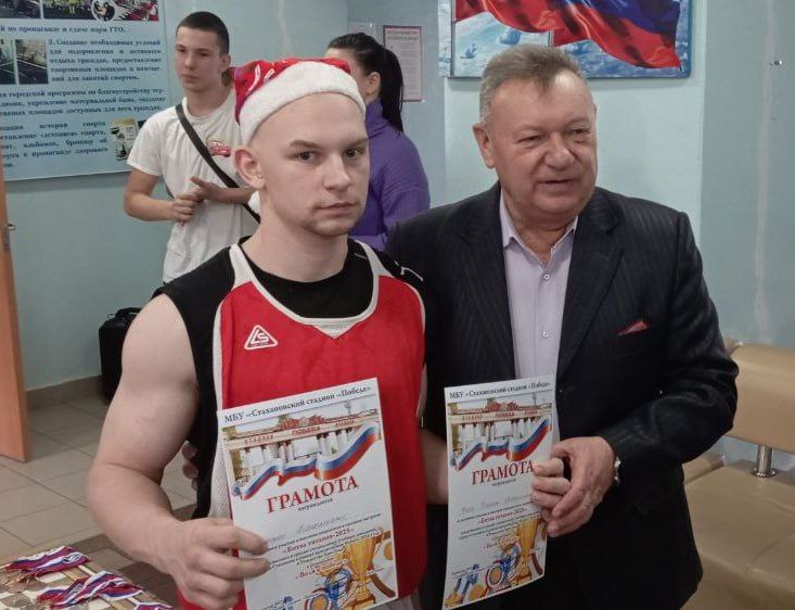 Стахановские титаны покорили "Победу"! Стахановские титаны покорили "Победу"!