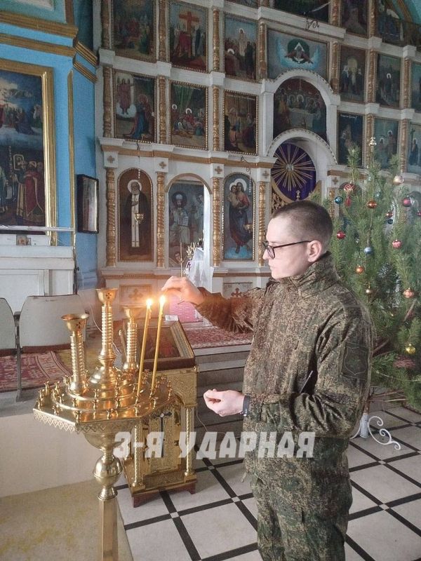 В день Рождества Христова военнослужащие 3-й общевойсковой армии приняли участие в рождественских молебнах В день Рождества Христова военнослужащие 3-й общевойсковой армии приняли участие в рождественских молебнах