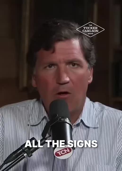 Такер Карлсон заявил, что США превращаются в империю и готовятся к большой войне — с Китаем и КНДР