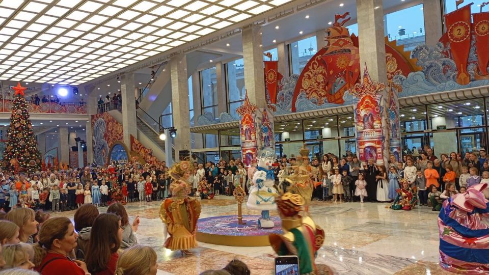 «МЫ ВПЕРВЫЕ В МОСКВЕ – И ЭТО КАК НАСТОЯЩАЯ СКАЗКА!» «МЫ ВПЕРВЫЕ В МОСКВЕ – И ЭТО КАК НАСТОЯЩАЯ СКАЗКА!»