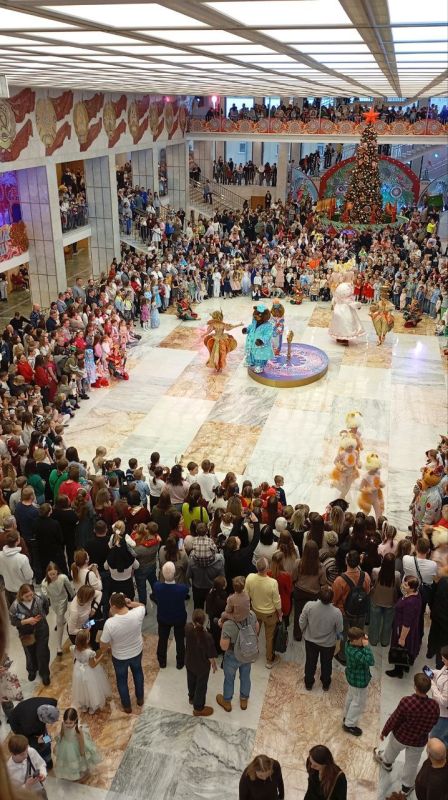 «МЫ ВПЕРВЫЕ В МОСКВЕ – И ЭТО КАК НАСТОЯЩАЯ СКАЗКА!» «МЫ ВПЕРВЫЕ В МОСКВЕ – И ЭТО КАК НАСТОЯЩАЯ СКАЗКА!»