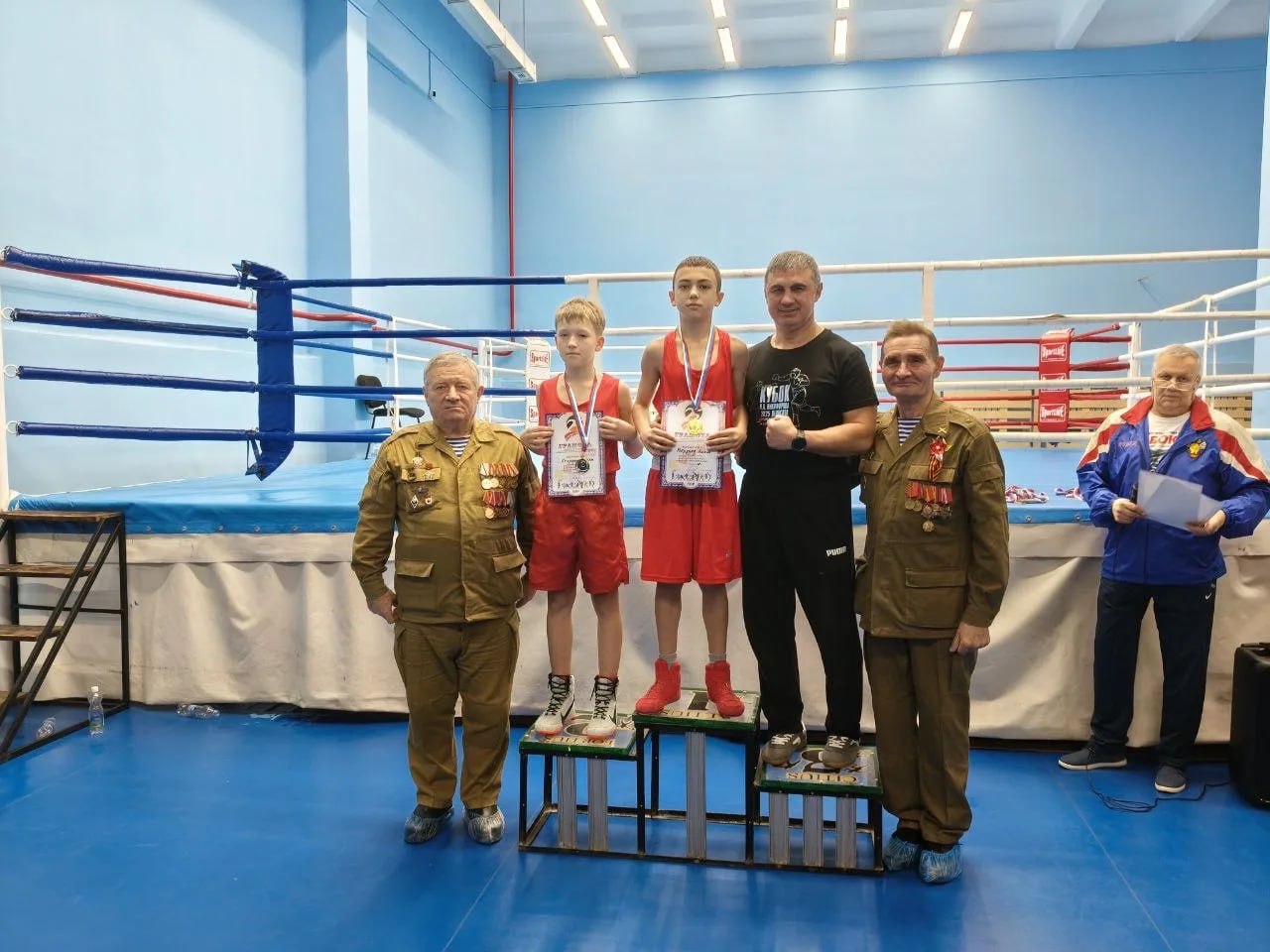 Стахановские боксеры покоряют ринг Алчевска! Стахановские боксеры покоряют ринг Алчевска!