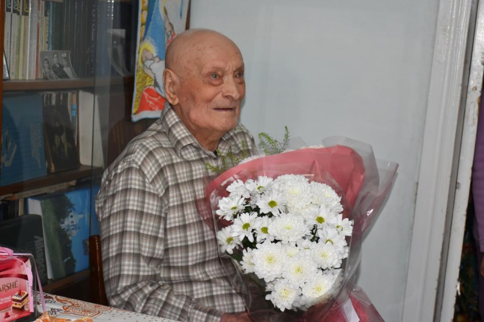 Новопсковское местное отделение ВПП "ЕДИНАЯ РОССИЯ" поддержали всероссийскую партийную акцию "С Новым годом, ветеран!" Новопсковское местное отделение ВПП "ЕДИНАЯ РОССИЯ" поддержали всероссийскую партийную акцию "С Новым годом, ветеран!"