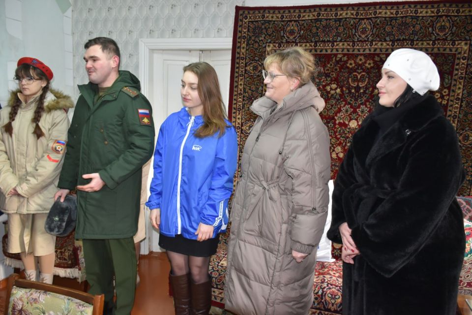 Новопсковское местное отделение ВПП "ЕДИНАЯ РОССИЯ" поддержали всероссийскую партийную акцию "С Новым годом, ветеран!" Новопсковское местное отделение ВПП "ЕДИНАЯ РОССИЯ" поддержали всероссийскую партийную акцию "С Новым годом, ветеран!"