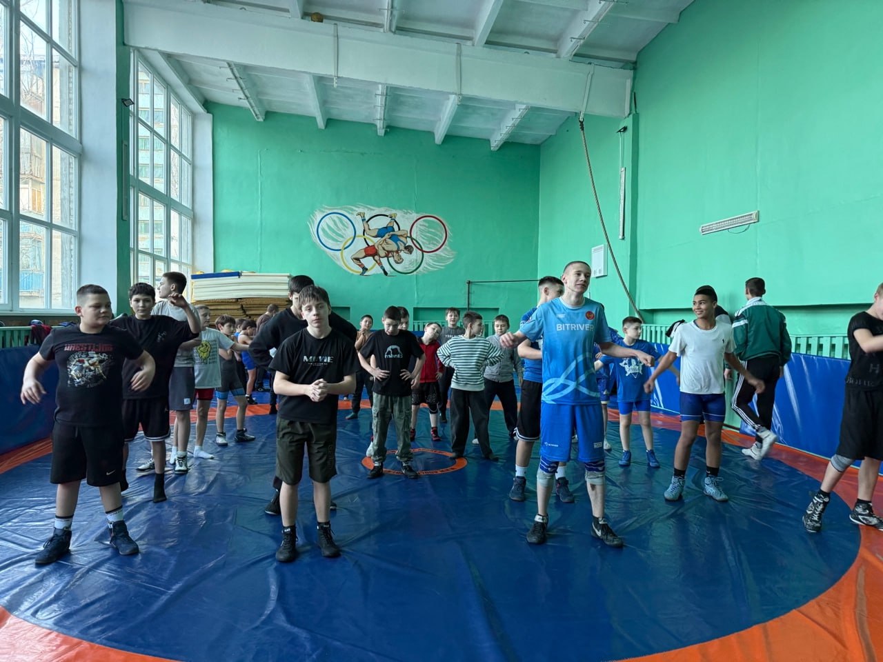 "Рождественская встреча": Урок вольной борьбы в Антрацитовском муниципальном округе "Рождественская встреча": Урок вольной борьбы в Антрацитовском муниципальном округе