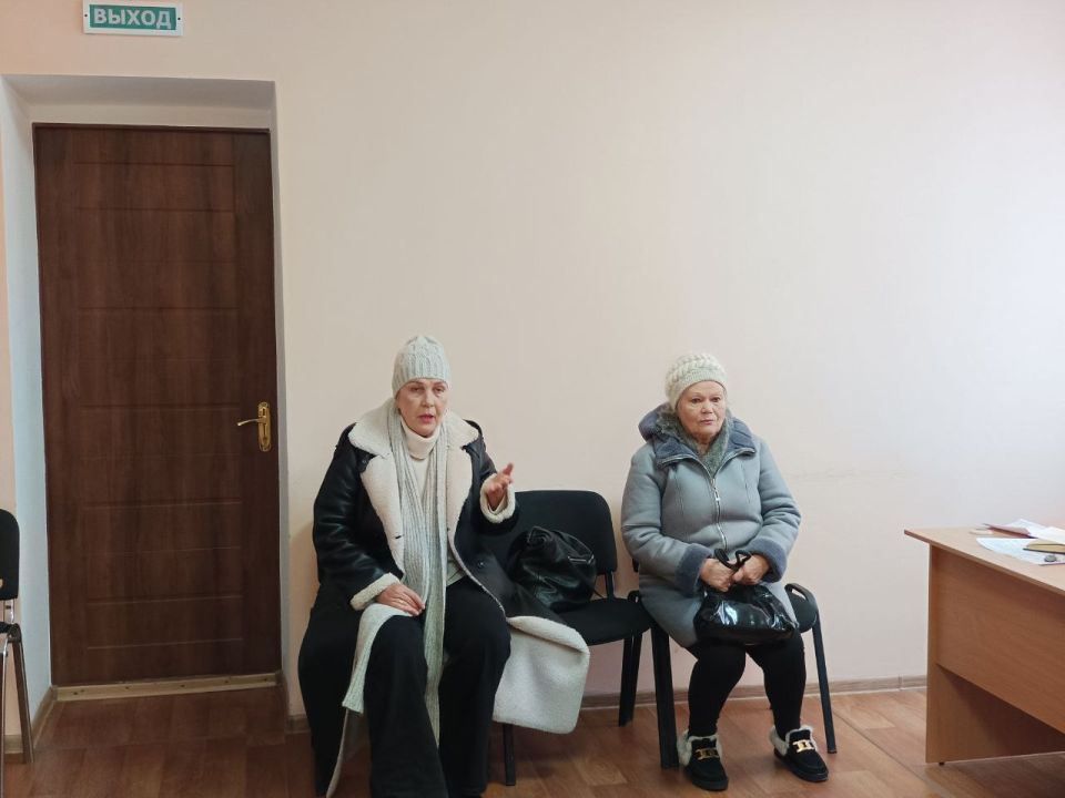 Сегодня Глава городского округа город Ровеньки Андрей Рубанцов провёл личный приём граждан Сегодня Глава городского округа город Ровеньки Андрей Рубанцов провёл личный приём граждан