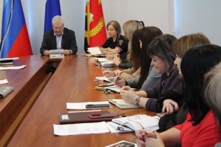 Сергей Козенко: В первый рабочий день после новогодних праздников провел расширенное аппаратное совещание с руководителями структурных подразделений Администрации, начальниками отделов и управлений, ответственных за...