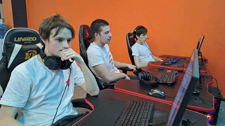 В Алчевске завершился новогодний киберспортивный турнир по дисциплине Dota 2 В Алчевске завершился новогодний киберспортивный турнир по дисциплине Dota 2