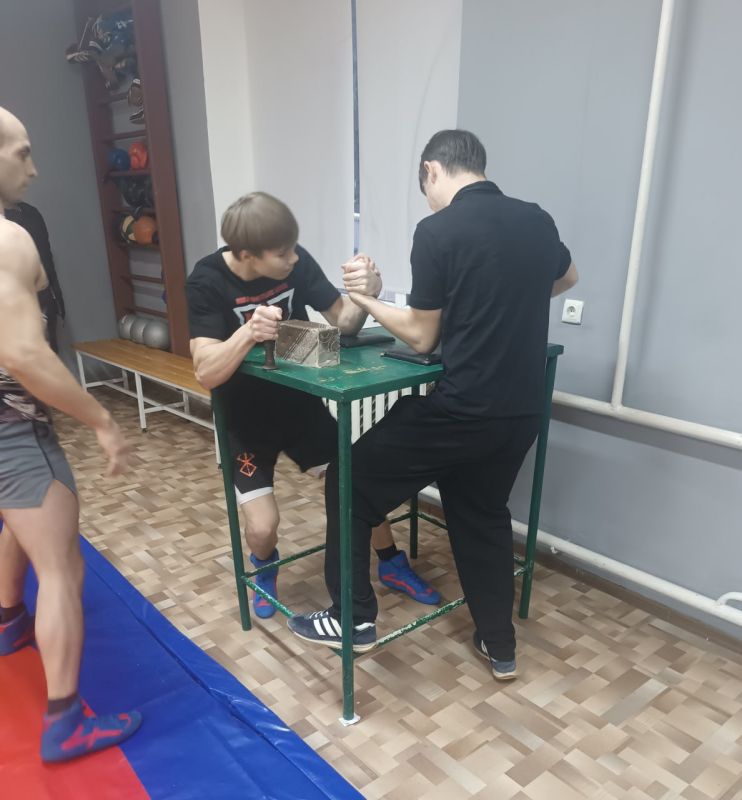Турнир по армрестлингу состоялся в Марковке Турнир по армрестлингу состоялся в Марковке