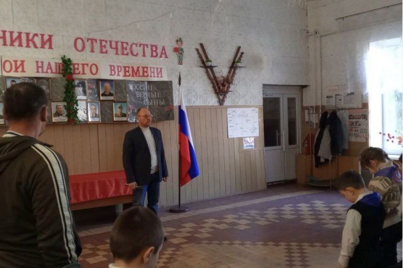 В Новоборовицком сельском Доме культуры проведено торжественное мероприятие-реквием «России верные сыны» В Новоборовицком сельском Доме культуры проведено торжественное мероприятие-реквием «России верные сыны»