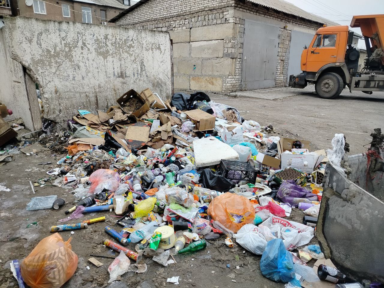 Новости с городских улиц: работа коммунальщиков Новости с городских улиц: работа коммунальщиков