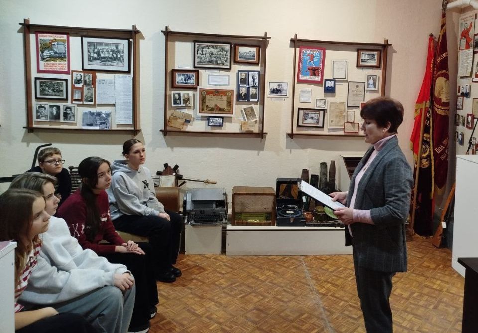 Помним и чтим героев!. Уже традиционно в январе жители Марковского муниципального округа отмечают годовщину освобождения Марковщины от немецко-фашистских захватчиков в годы Великой Отечественной войны Помним и чтим героев!. Уже традиционно в январе жители Марковского муниципального округа отмечают годовщину освобождения Марковщины от немецко-фашистских захватчиков в годы Великой Отечественной войны