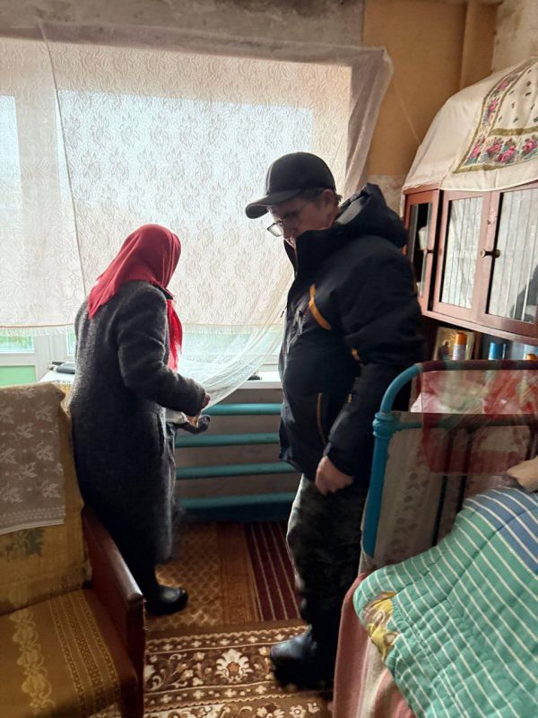 Андрей Губарев: Аварийная команда из Калужской области продолжает свою деятельность в Первомайске Андрей Губарев: Аварийная команда из Калужской области продолжает свою деятельность в Первомайске