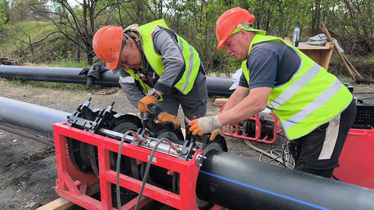 Евгений Морозов: ИТОГИ ГОДА. БРЯНКА. 2025 год был насыщен работой по обновлению коммунальных сетей города, выполненной в рамках «Специального инфраструктурного проекта» при поддержке Брянской области