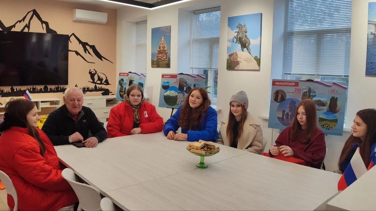 Новогодние мероприятия в Славяносербском музее Новогодние мероприятия в Славяносербском музее