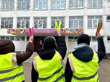 Жителям Республики напомнили о важности использования светоотражающих элементов