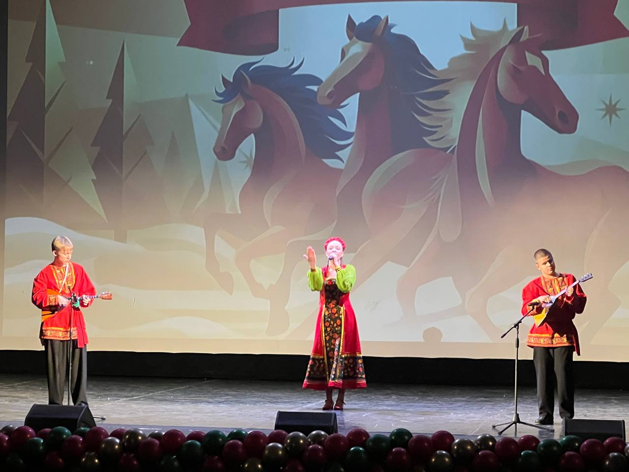 Творческие каникулы краснодонских музыкантов в Москве Творческие каникулы краснодонских музыкантов в Москве