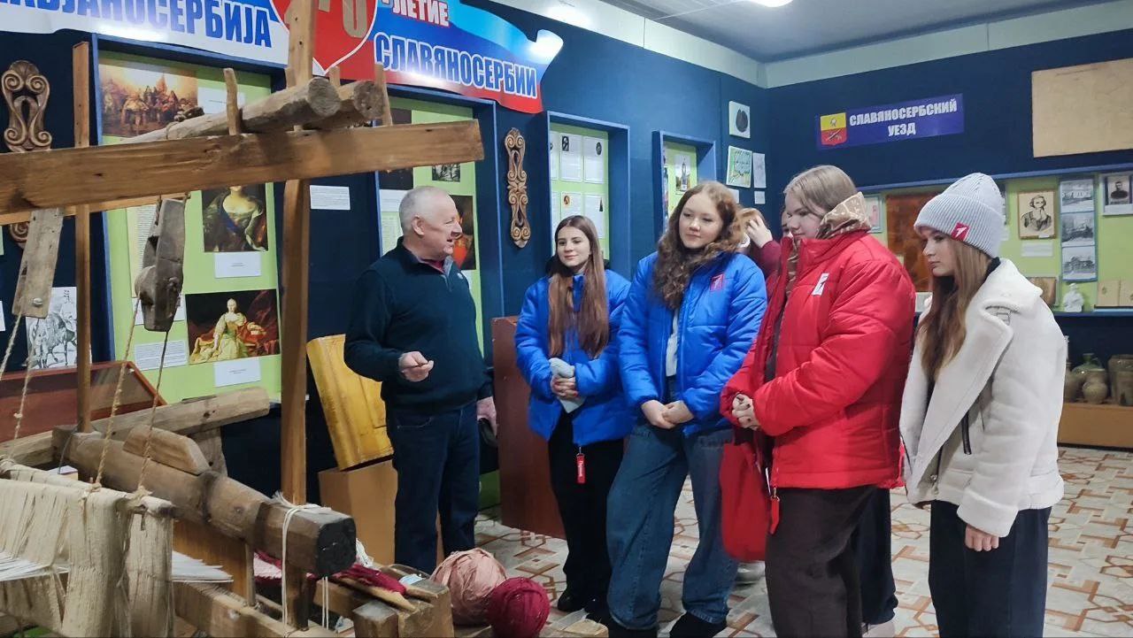 Новогодние мероприятия в Славяносербском музее Новогодние мероприятия в Славяносербском музее
