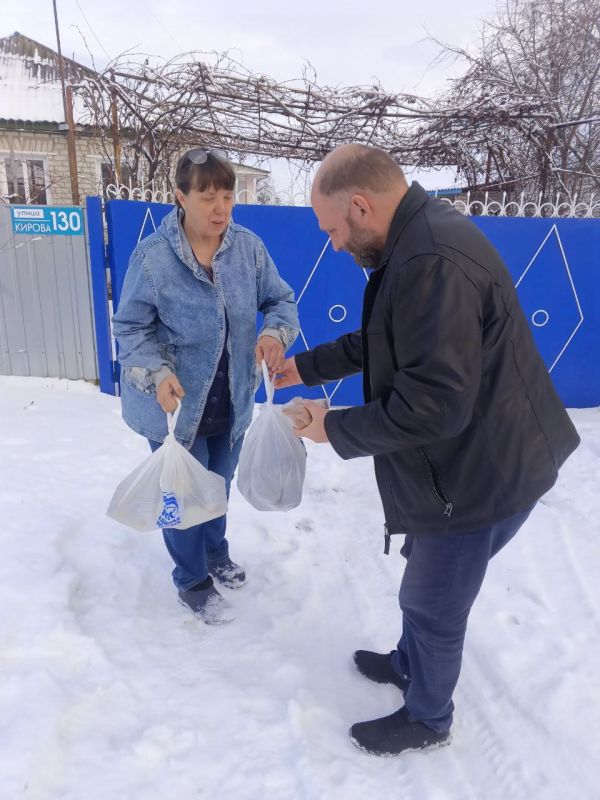 Марина Филиппова: С заботой о семьях героев: жители Ингушетии дарят тепло своих сердец Марина Филиппова: С заботой о семьях героев: жители Ингушетии дарят тепло своих сердец