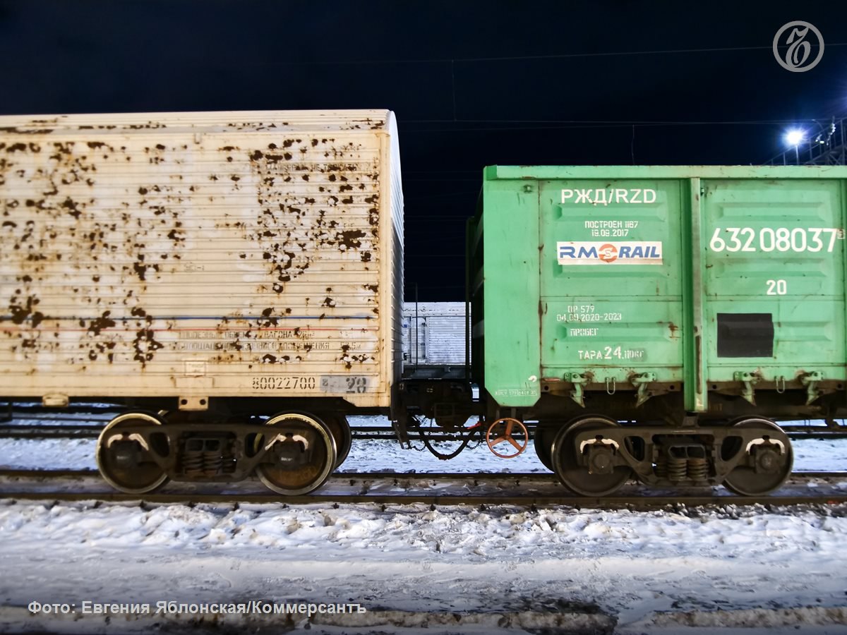 Погрузка на Свердловской железной дороге (СвЖД) в период с января по декабрь 2025 года составила 124,9 млн тонн, что на 9,2% меньше, чем в 2024 году
