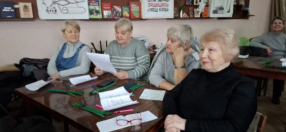 В читальном зале Филиала № 11 Краснолучской центральной городской библиотеки им. Н.К. Крупской для слушателей Университета третьего возраста состоялись Фольклорные посиделки, посвященные к празднику старого Нового года В читальном зале Филиала № 11 Краснолучской центральной городской библиотеки им. Н.К. Крупской для слушателей Университета третьего возраста состоялись Фольклорные посиделки, посвященные к празднику старого Нового года