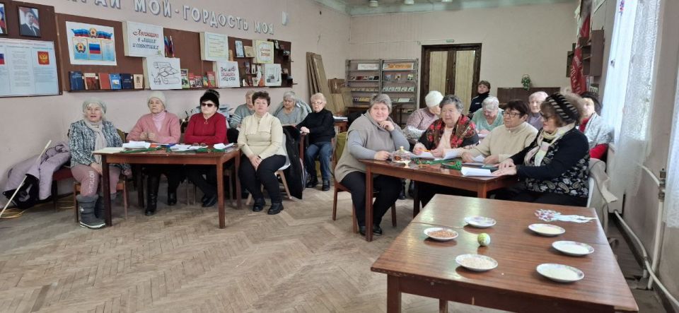 В читальном зале Филиала № 11 Краснолучской центральной городской библиотеки им. Н.К. Крупской для слушателей Университета третьего возраста состоялись Фольклорные посиделки, посвященные к празднику старого Нового года В читальном зале Филиала № 11 Краснолучской центральной городской библиотеки им. Н.К. Крупской для слушателей Университета третьего возраста состоялись Фольклорные посиделки, посвященные к празднику старого Нового года