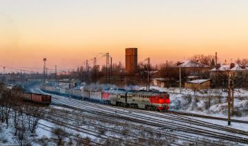 На сети ФГУП «Железные дороги Новороссии» в 2025 году перевезли больше 21,5 млн тонн грузов