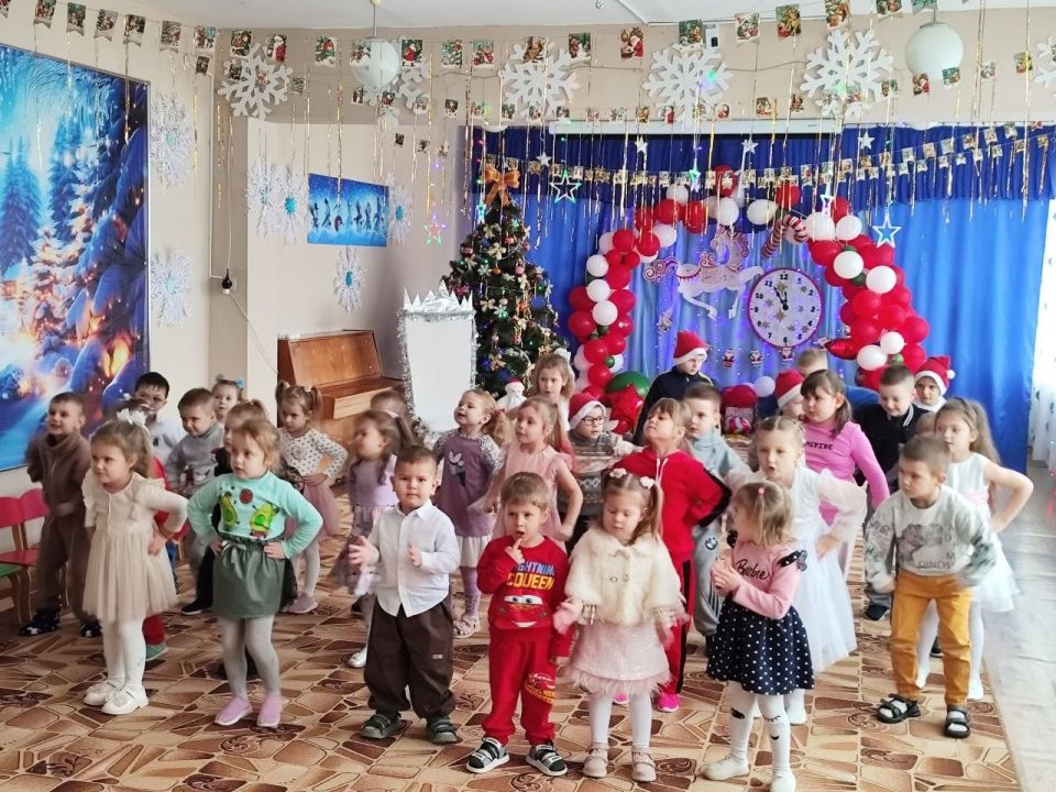 В Зимогорьевском детском саду «Сказка» встретили старый Новый год В Зимогорьевском детском саду «Сказка» встретили старый Новый год