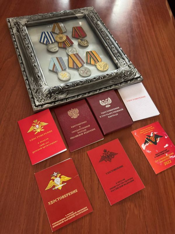 В отделе жизнеобеспечения пгт Кленовый состоялась встреча с участником специальной военной операции Власенко Виктором Сергеевичем В отделе жизнеобеспечения пгт Кленовый состоялась встреча с участником специальной военной операции Власенко Виктором Сергеевичем