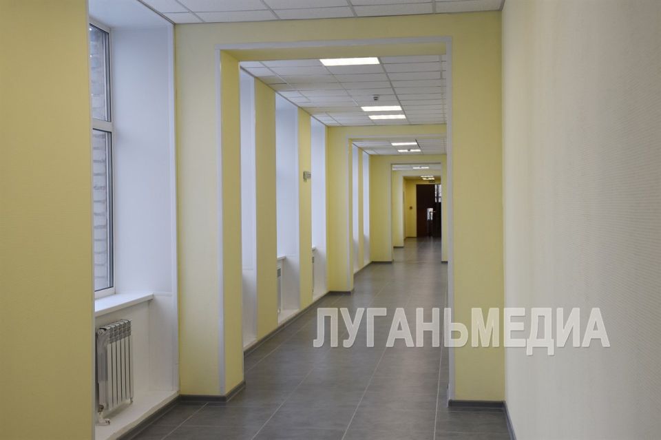 Возобновлен учебный процесс в Краснолучской школе № 7, ранее пострадавшей в результате атаки ВФУ Возобновлен учебный процесс в Краснолучской школе № 7, ранее пострадавшей в результате атаки ВФУ