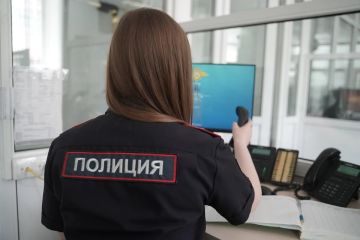 В Ровеньках женщина обещала купить пенсионеру еду и сбежала с его деньгами