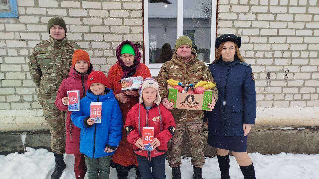 Отделение судебных приставов по Белокуракинскому району приняло активное участие во всероссийской благотворительной акции"Ёлка желаний"! Отделение судебных приставов по Белокуракинскому району приняло активное участие во всероссийской благотворительной акции"Ёлка желаний"!